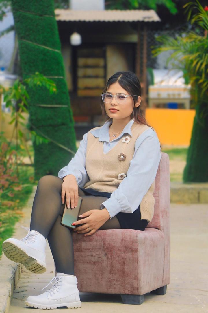 anna.dahal