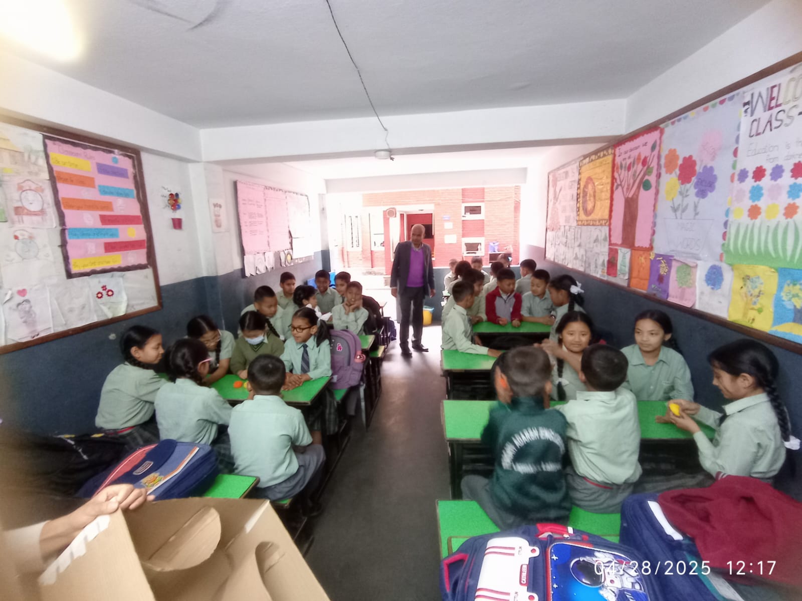 Pragati Adarsh English School